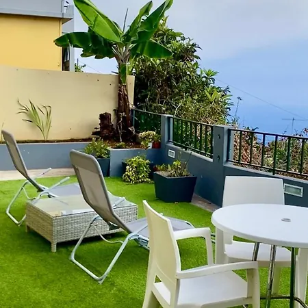 Moon Villa - 5 To 15M From 5 Top Attractions - Sea View Terrace, Patio, Solarium, Astronaut, Make Up Station, Coffee Home Bar - Funchal Holiday Home Buitenkant foto